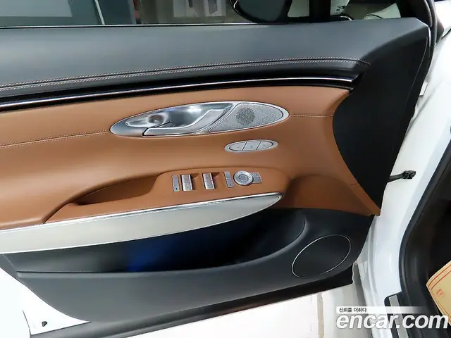 Genesis GV70 2021 2.5 автомат (гидро), миниатюра 12