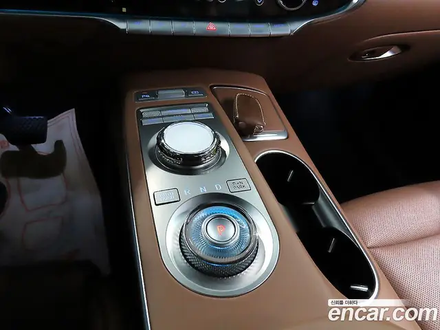 Genesis GV70 2021 2.5 автомат (гидро), миниатюра 9