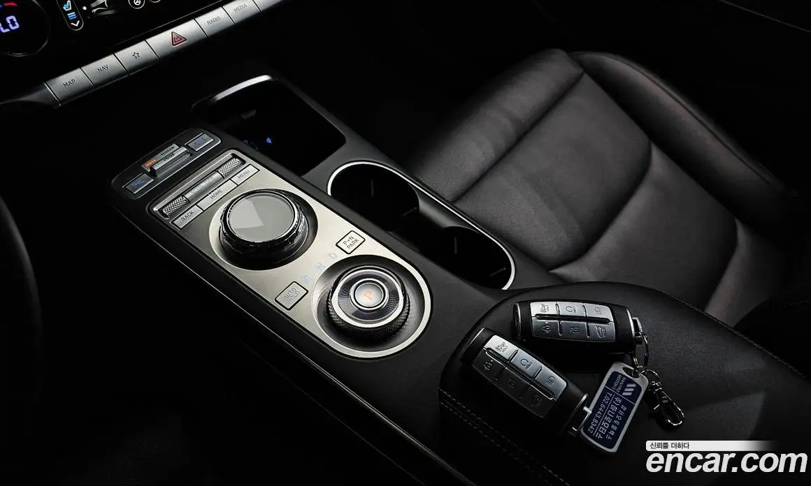 Genesis GV70 2021 2.5 автомат (гидро), фото 9