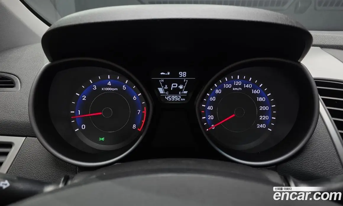 Hyundai Avante 2014 1.6 автомат (гидро), фото 11