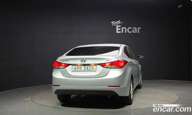 Hyundai Avante 2014 1.6 автомат (гидро), миниатюра 4