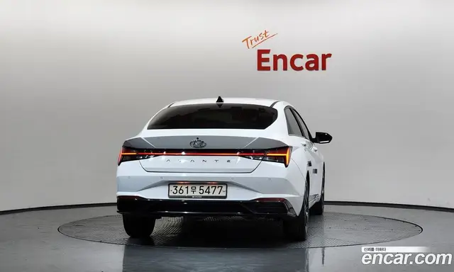 Hyundai Avante 2020 1.6 автомат (гидро), миниатюра 3