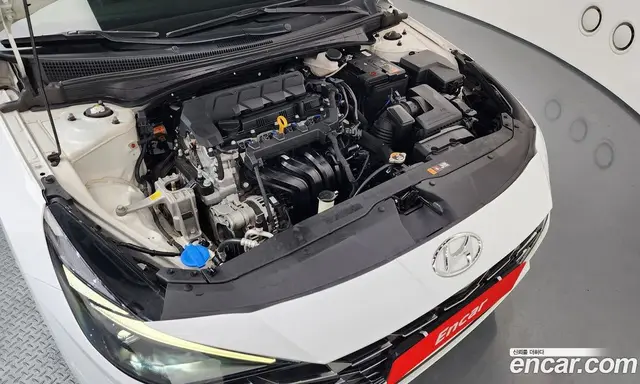 Hyundai Avante 2020 1.6 автомат (гидро), миниатюра 5