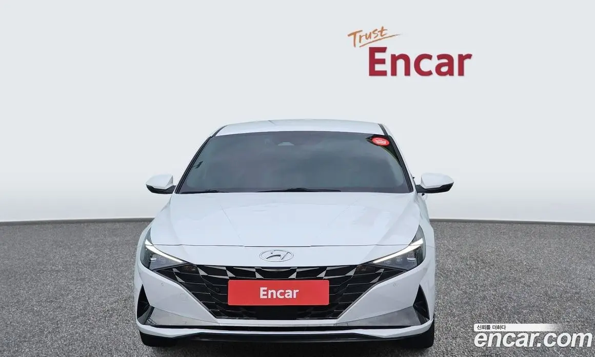 Hyundai Avante 2021 1.6 автомат (гидро), фото 3