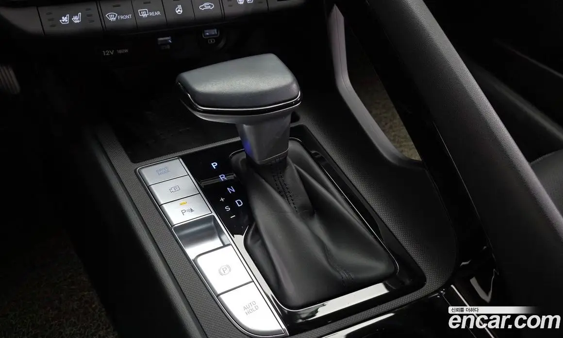 Hyundai Avante 2022 1.6 автомат (гидро), фото 12