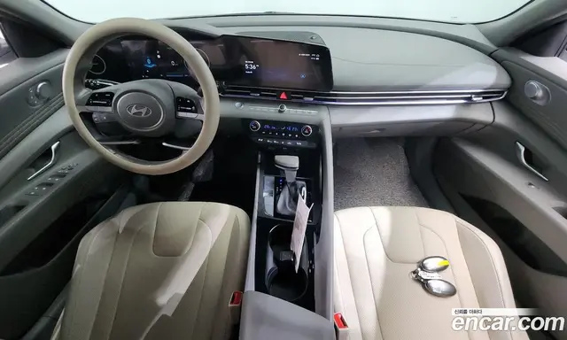 Hyundai Avante 2023 1.6 автомат (гидро), миниатюра 6