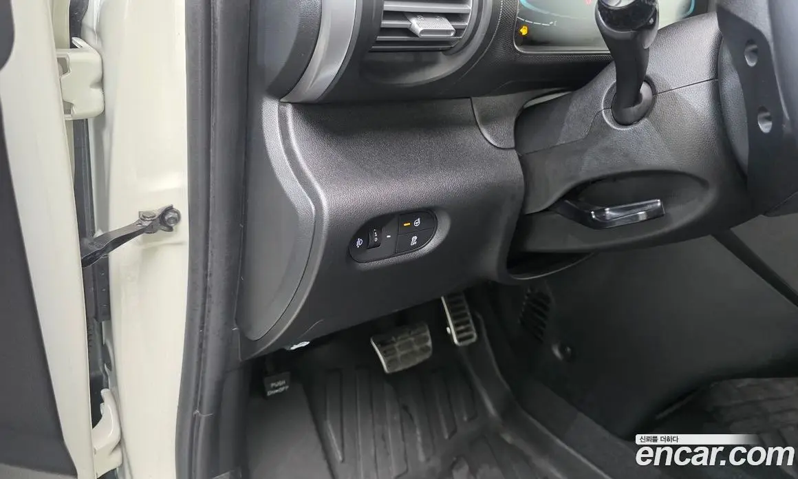 Hyundai Casper 2024 1.0 автомат (гидро), фото 21