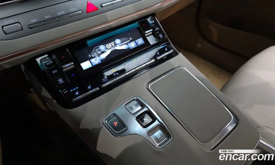 Hyundai Grandeur 2022 3.3 автомат (гидро), фото 12