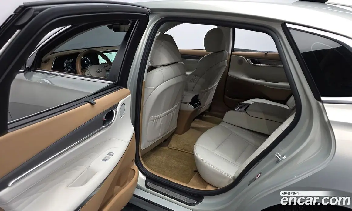 Hyundai Grandeur 2022 3.3 автомат (гидро), фото 16