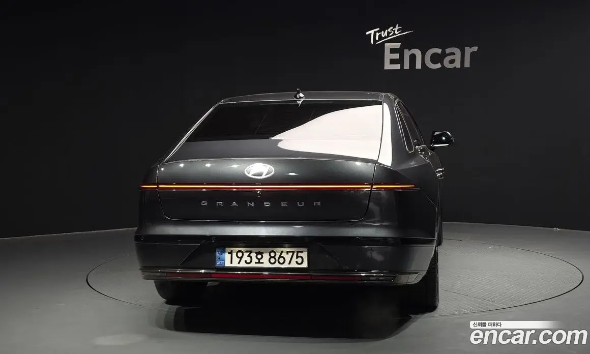 Hyundai Grandeur 2023 3.5 автомат (гидро), фото 4