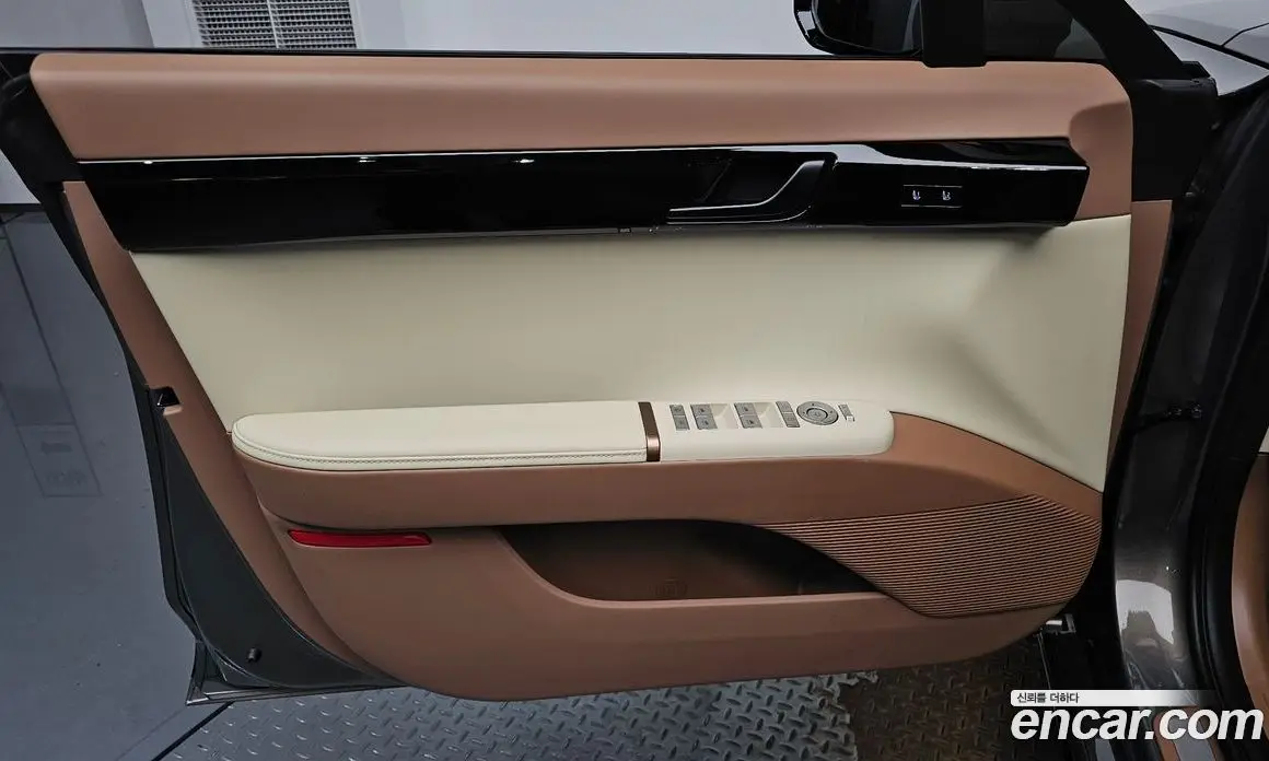 Hyundai Grandeur 2024 1.6 автомат (гидро), фото 13