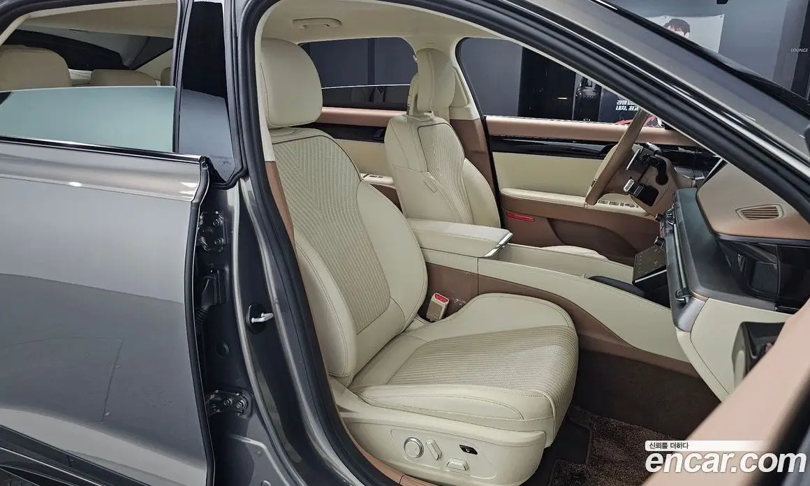 Hyundai Grandeur 2024 1.6 автомат (гидро), фото 15