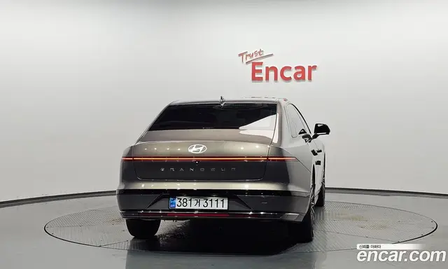 Hyundai Grandeur 2024 1.6 автомат (гидро), миниатюра 3