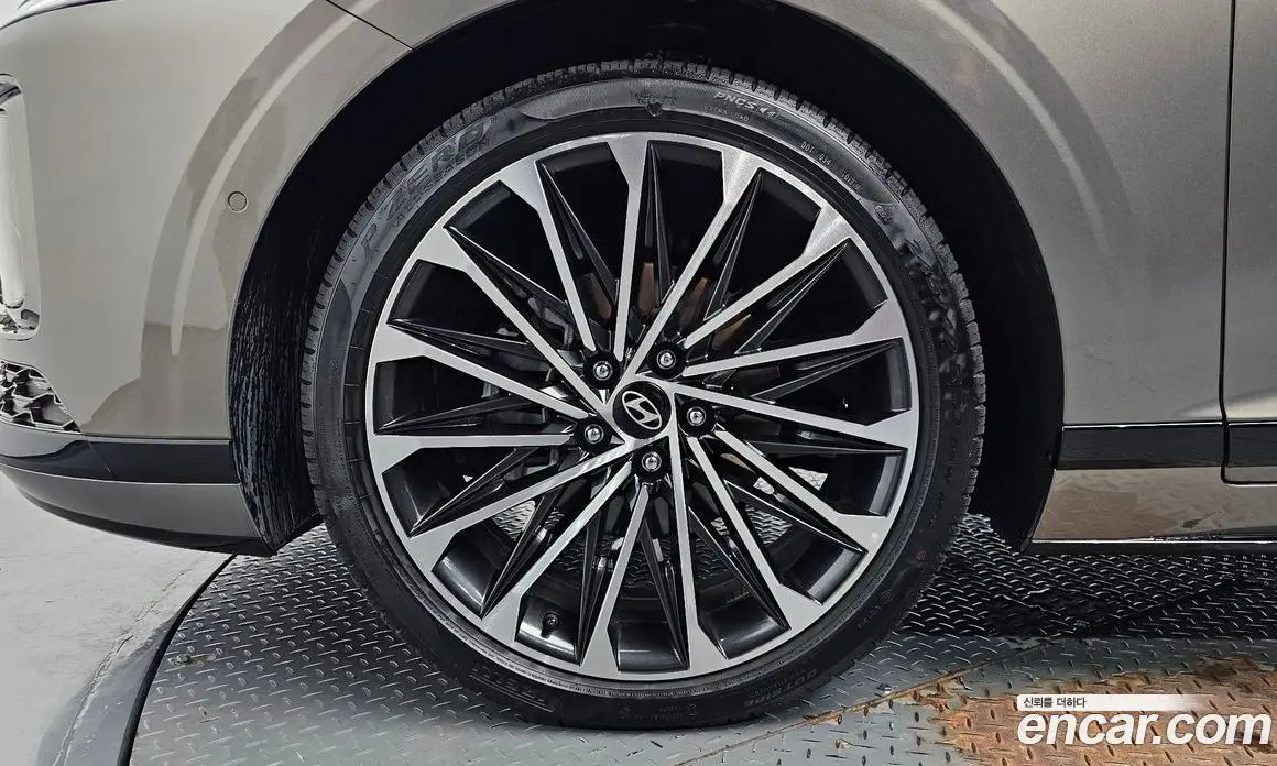 Hyundai Grandeur 2024 1.6 автомат (гидро), фото 4
