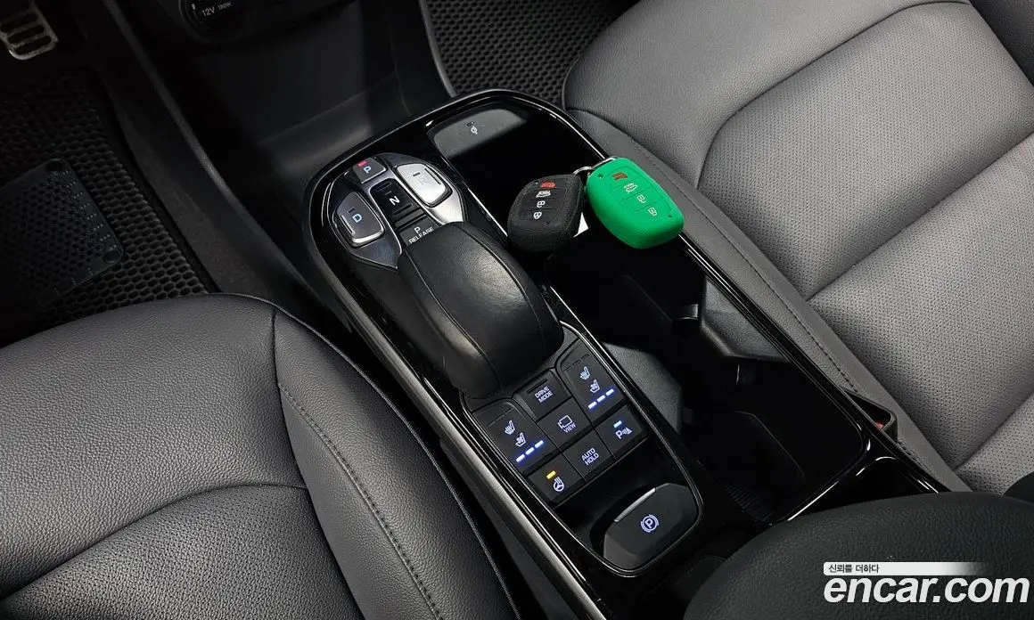 Hyundai Ioniq 2020 0.1 автомат (гидро), фото 12