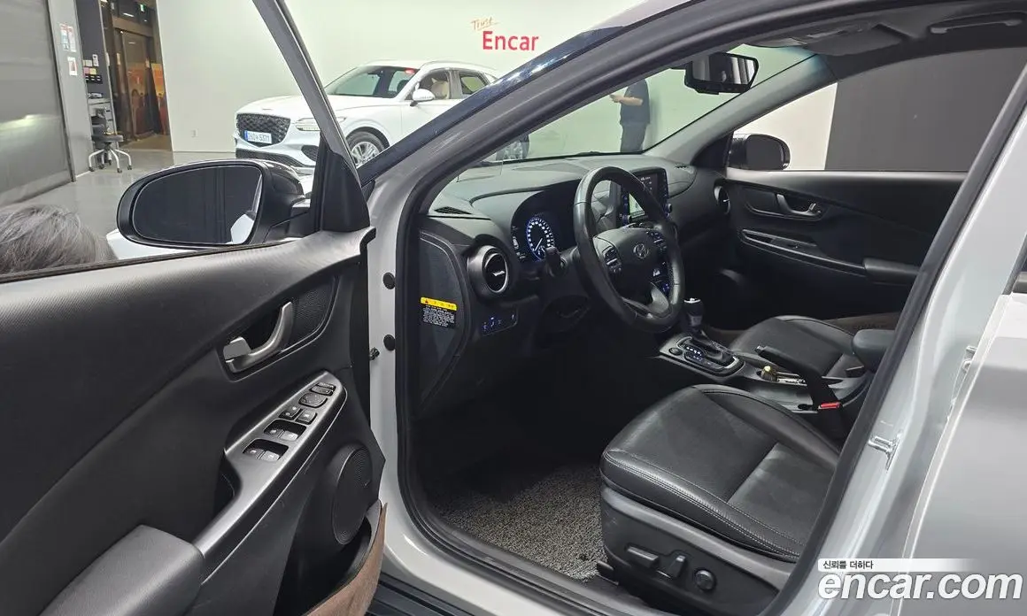 Hyundai Kona 2018 1.6 автомат (гидро), фото 13
