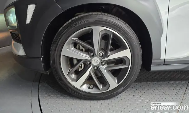 Hyundai Kona 2018 1.6 автомат (гидро), миниатюра 5