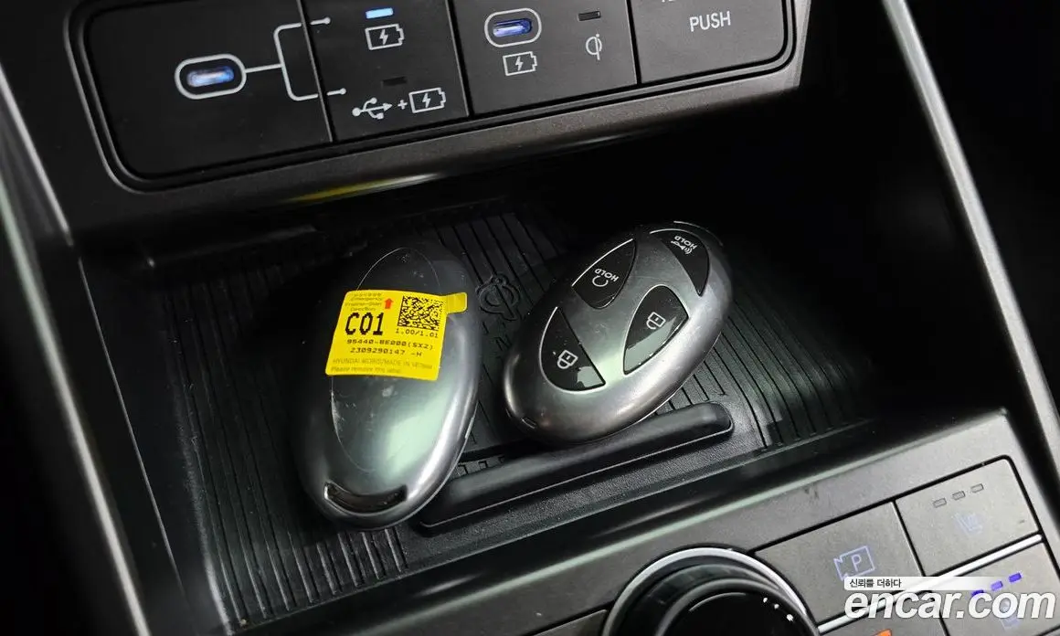 Hyundai Kona 2023 1.6 автомат (гидро), фото 16