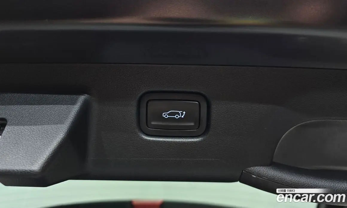 Hyundai Kona 2023 1.6 автомат (гидро), фото 18