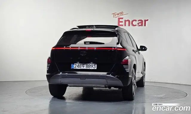 Hyundai Kona 2023 1.6 автомат (гидро), миниатюра 4