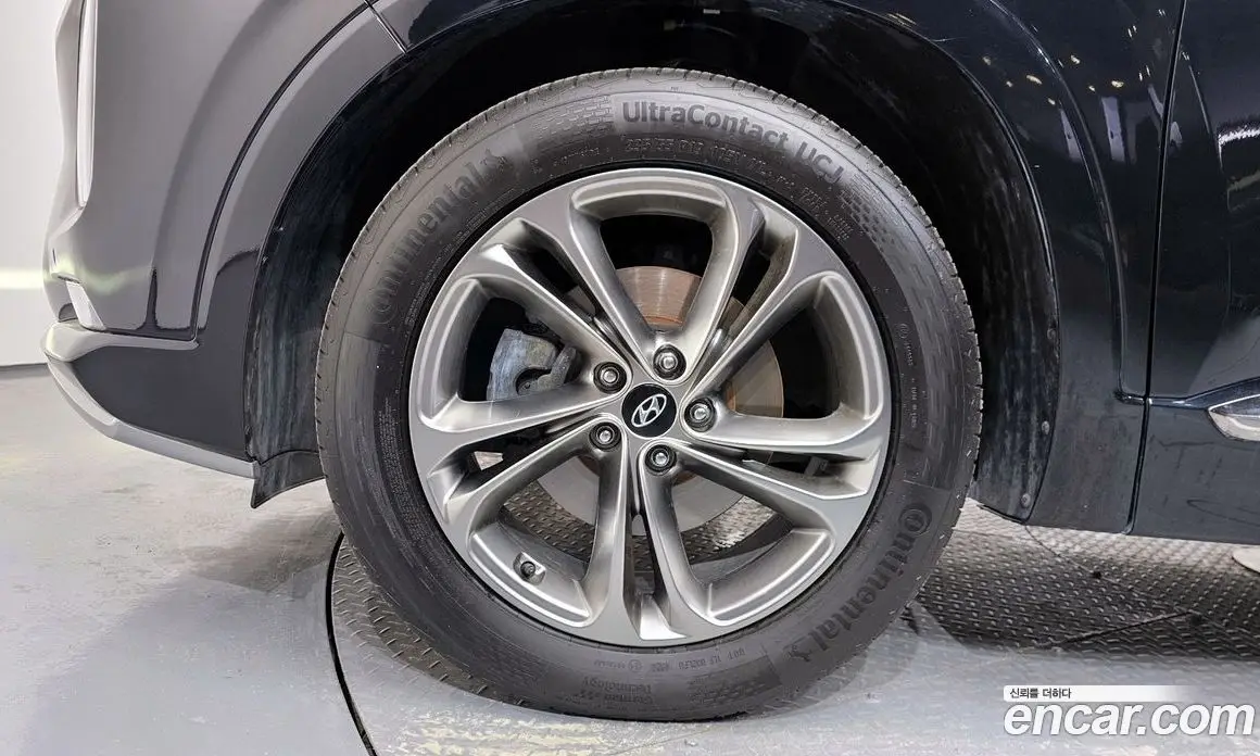 Hyundai Santa Fe 2019 2.0 автомат (гидро), фото 5