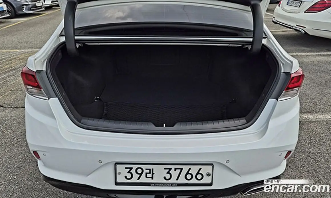 Hyundai Sonata 2017 2.0 автомат (гидро), фото 16