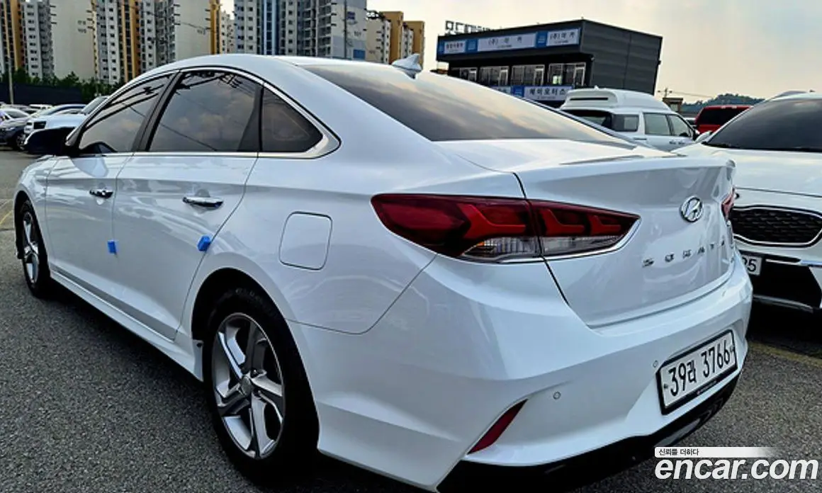 Hyundai Sonata 2017 2.0 автомат (гидро), фото 20
