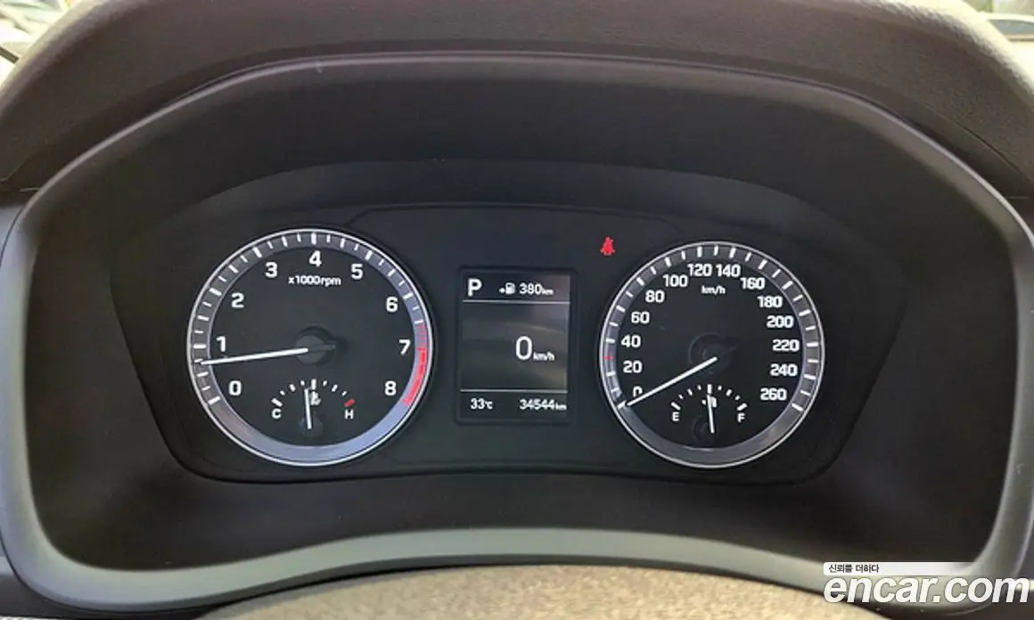 Hyundai Sonata 2017 2.0 автомат (гидро), фото 8