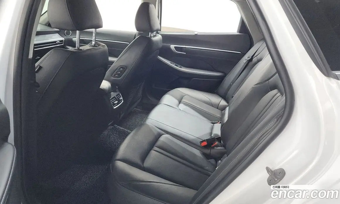 Hyundai Sonata 2025 2.0 автомат (гидро), фото 26
