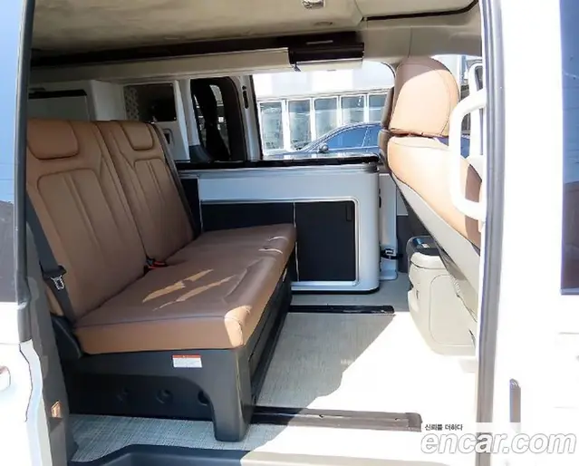 Hyundai Staria 2024 2.2 автомат (гидро), миниатюра 11