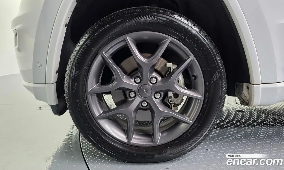 Jeep Cherokee 2021 3.6 автомат (гидро), фото 5
