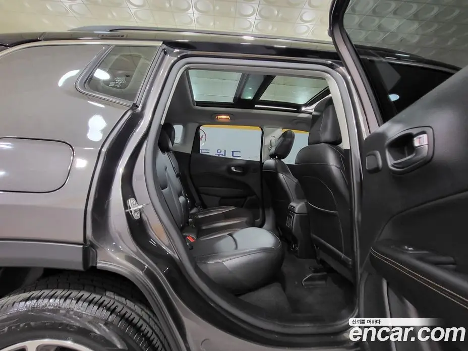 Jeep Compass 2020 2.4 автомат (гидро), фото 17