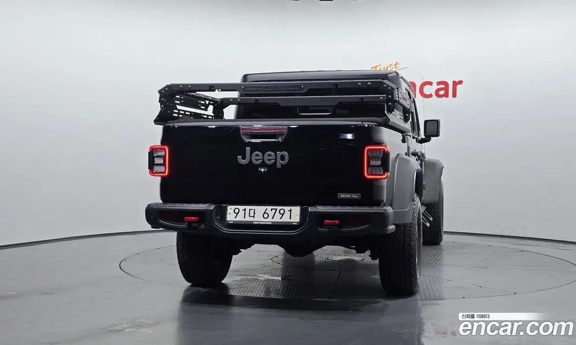 Jeep Gladiator 2021 3.6 автомат (гидро), фото 4