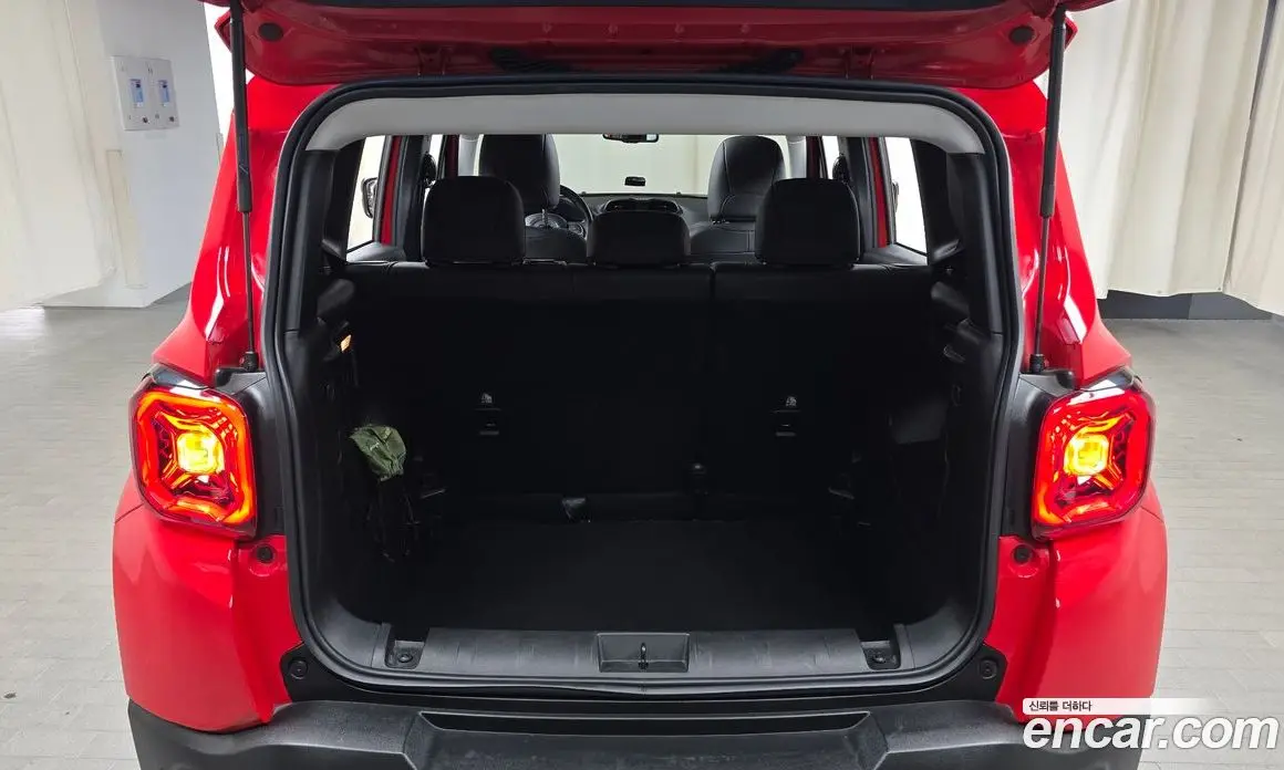 Jeep Renegade 2021 2.4 автомат (гидро), фото 22