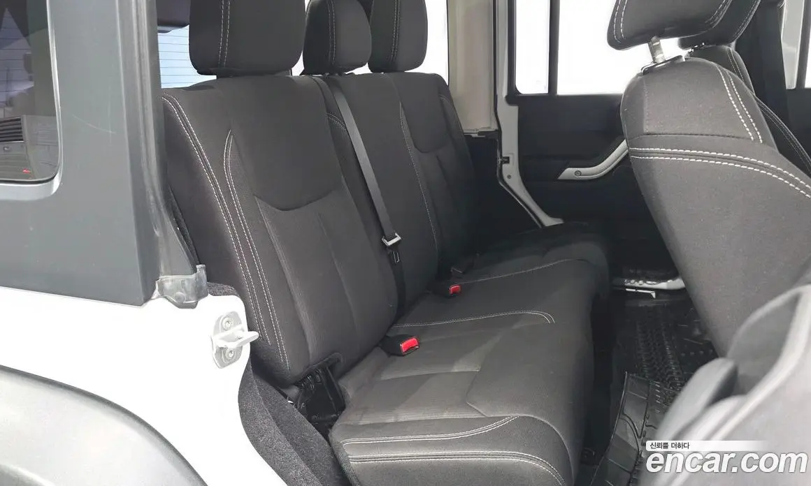 Jeep Wrangler 2013 2.8 автомат (гидро), фото 12