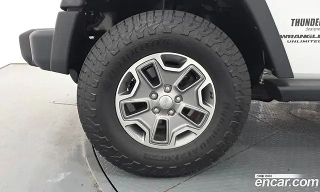 Jeep Wrangler 2013 2.8 автомат (гидро), миниатюра 5