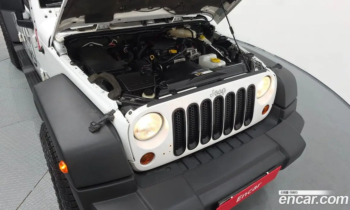 Jeep Wrangler 2013 2.8 автомат (гидро), фото 6