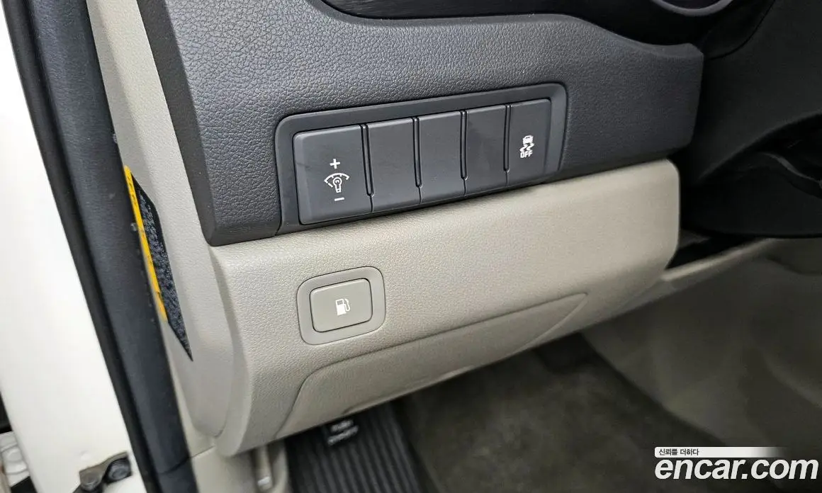Kia Carnival 2015 2.2 автомат (гидро), фото 15