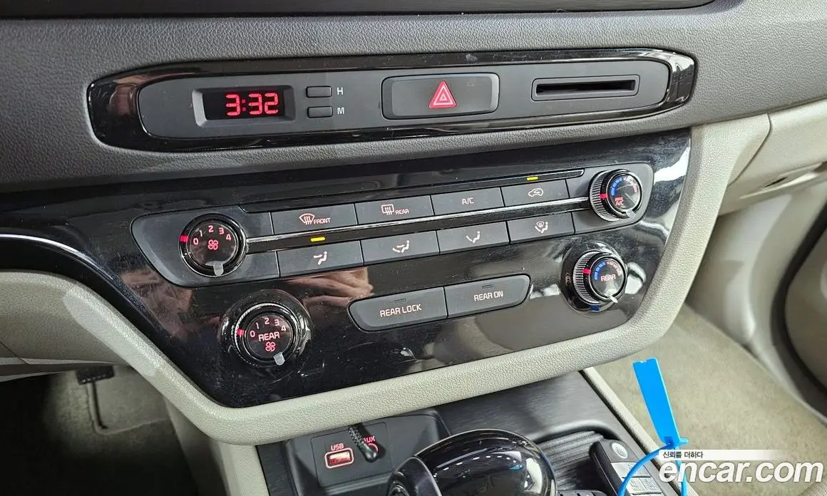 Kia Carnival 2015 2.2 автомат (гидро), фото 18
