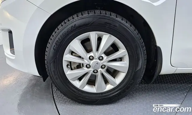 Kia Carnival 2015 2.2 автомат (гидро), миниатюра 5