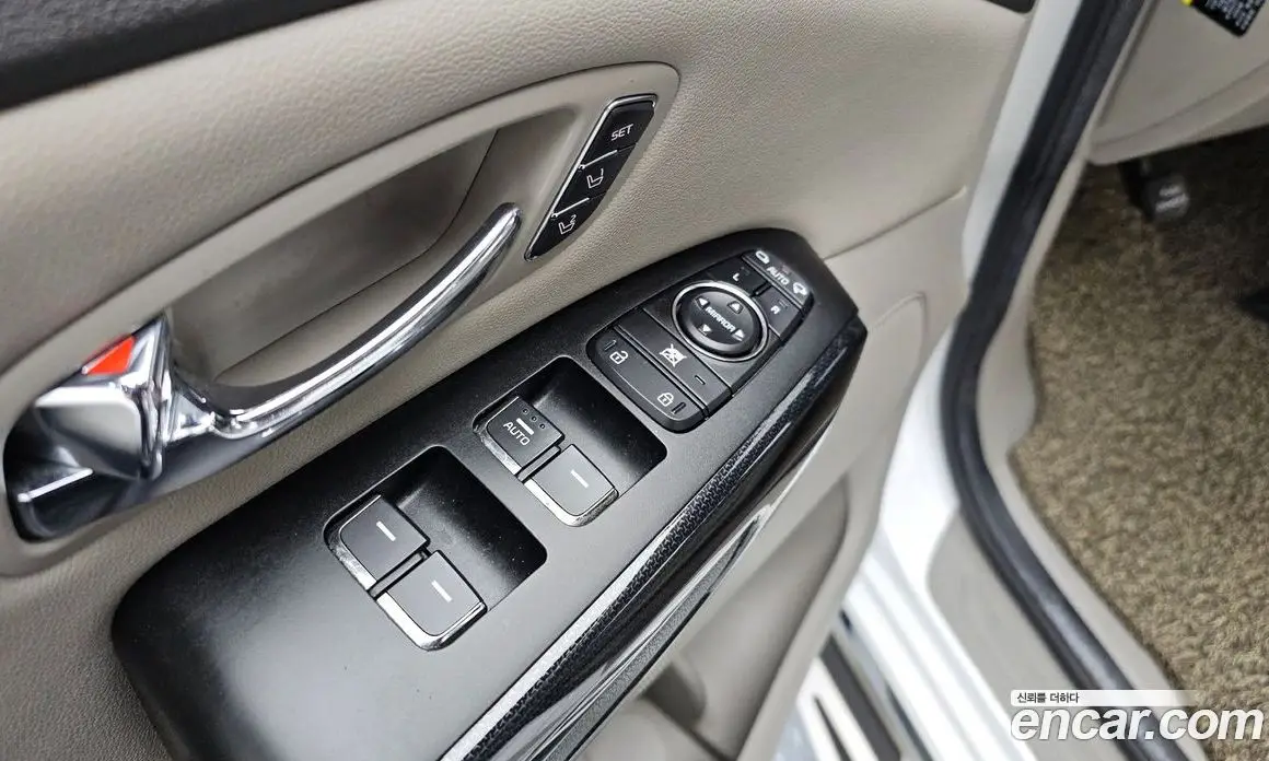 Kia Carnival 2018 2.2 автомат (гидро), фото 30