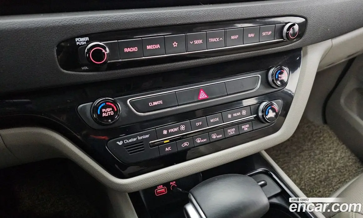 Kia Carnival 2018 2.2 автомат (гидро), фото 32