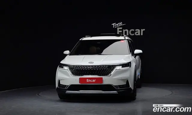 Kia Carnival 2020 2.2 автомат (гидро), миниатюра 3