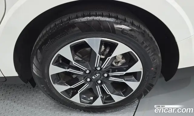 Kia Carnival 2020 2.2 автомат (гидро), миниатюра 7