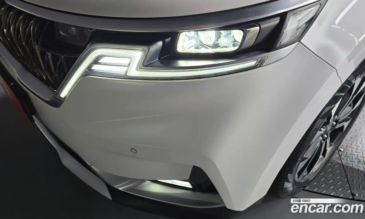 Kia Carnival 2020 2.2 автомат (гидро), фото 8