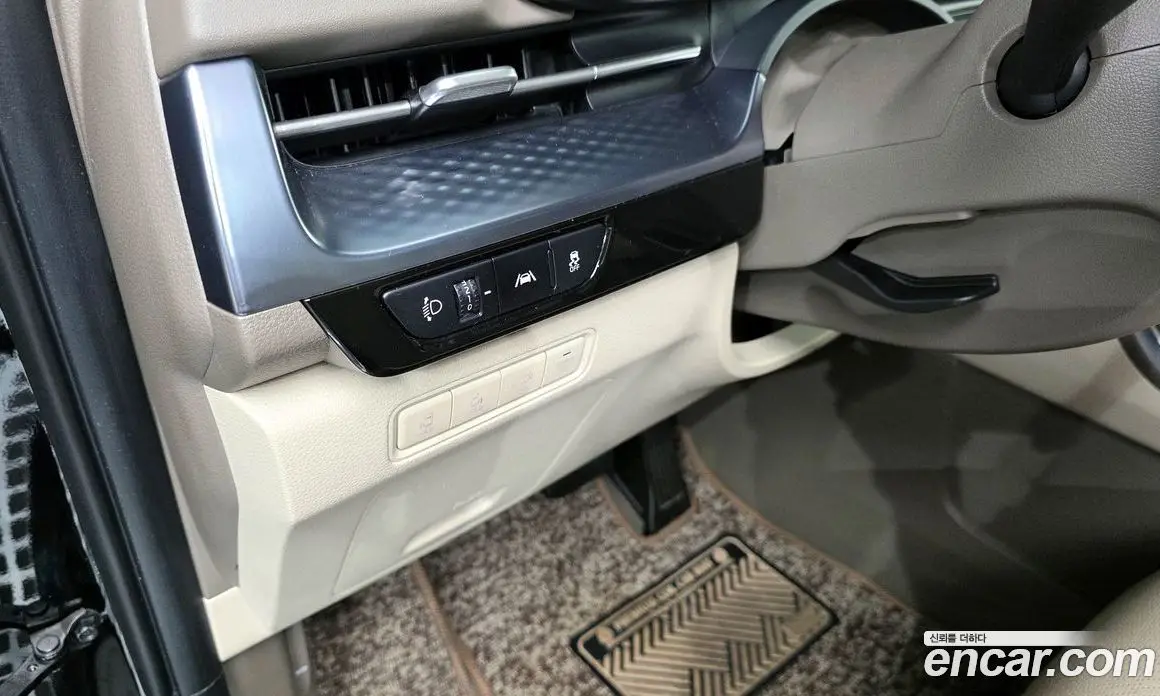 Kia Carnival 2021 3.5 автомат (гидро), фото 23