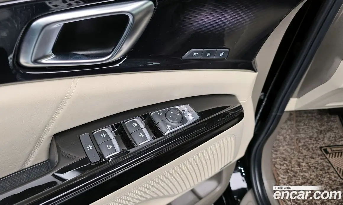 Kia Carnival 2021 3.5 автомат (гидро), фото 25