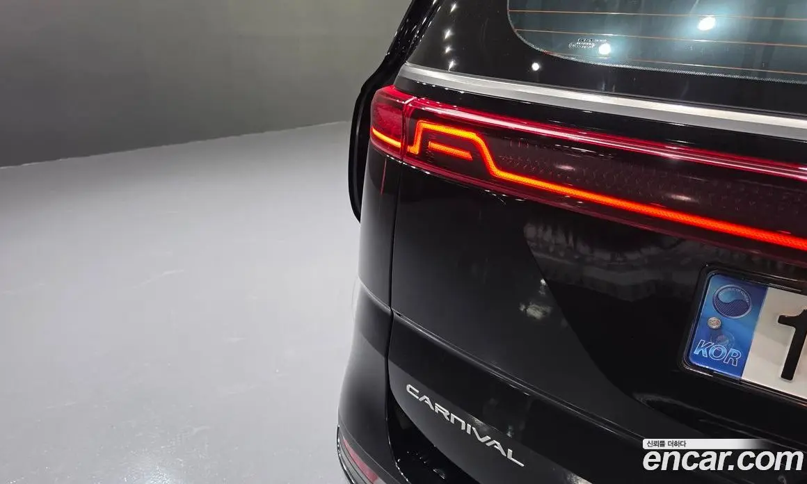 Kia Carnival 2021 3.5 автомат (гидро), фото 9