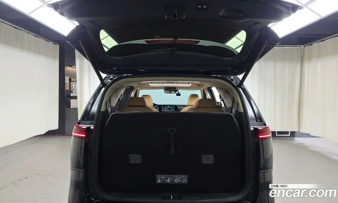 Kia Carnival 2023 2.2 автомат (гидро), фото 20