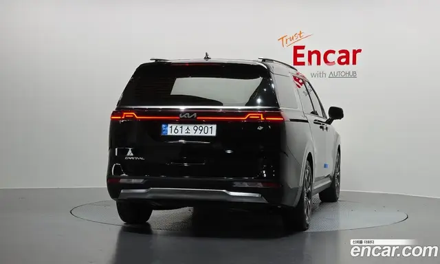 Kia Carnival 2023 2.2 автомат (гидро), миниатюра 4